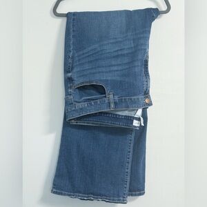Lane Bryant Signature Fit Mid Rise Bootcut Jeans 28 Flex Magic Waistband